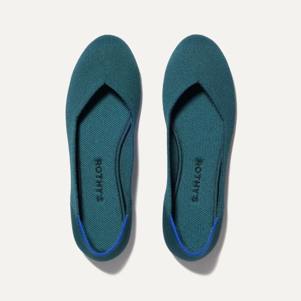 Rothy’s The Flat Deep Emerald Size 7.5 NWT in Box